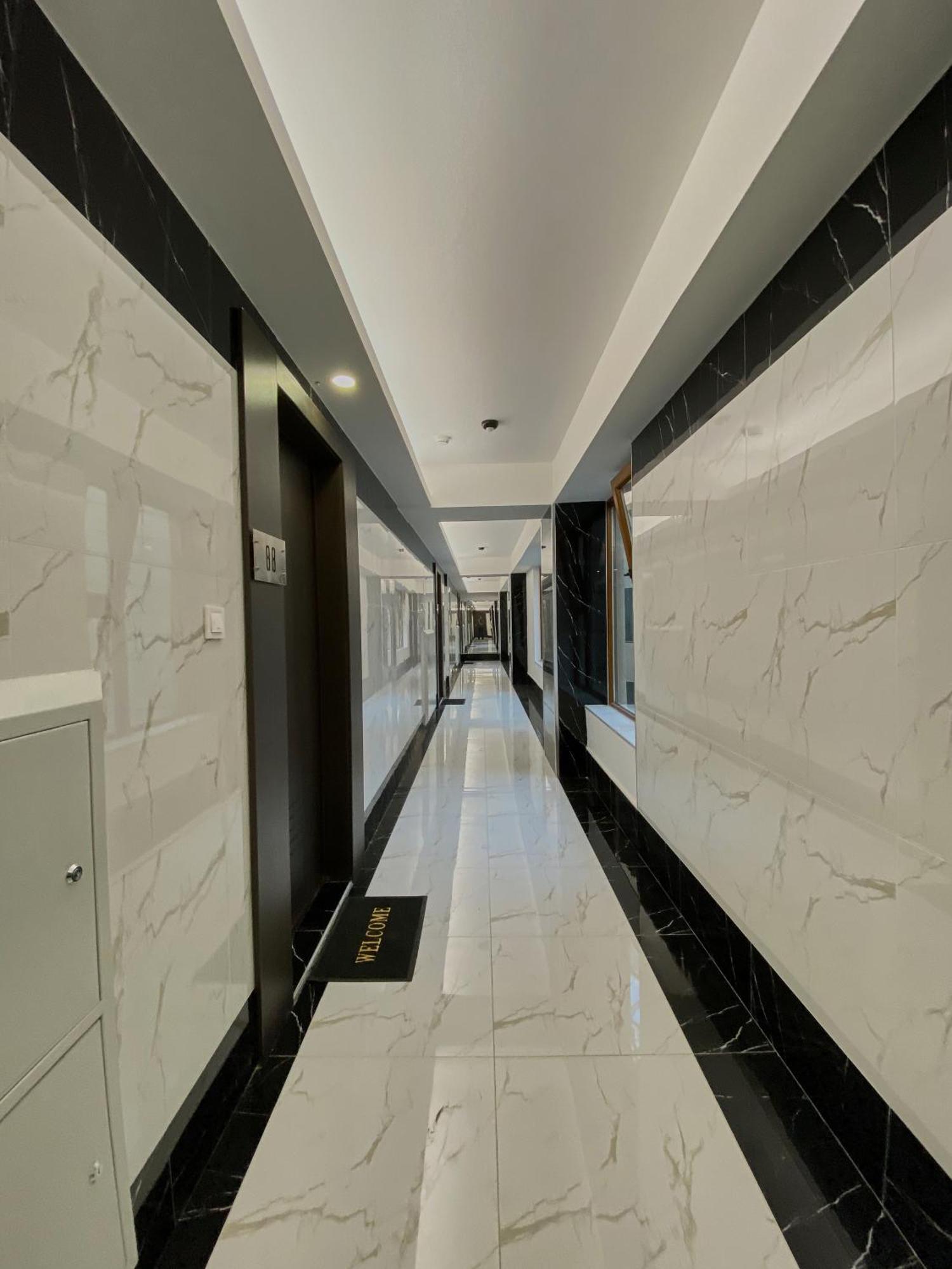 Stylish Studio, Skopje Centre - Private Parking - Panoramic Views Екстер'єр фото